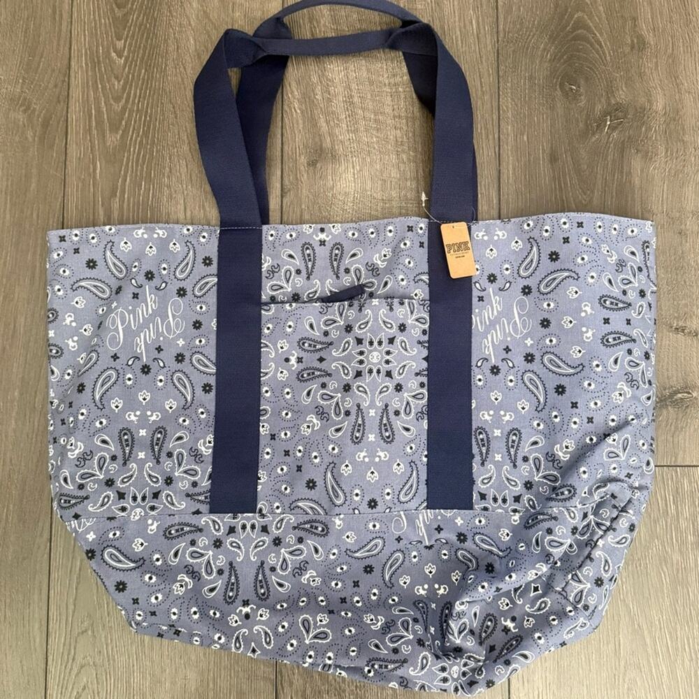🌻 VS VICTORIAS SECRET PINK REVERSIBLE TOTE TRAVEL BAG BLUE PAISLEY PRINT